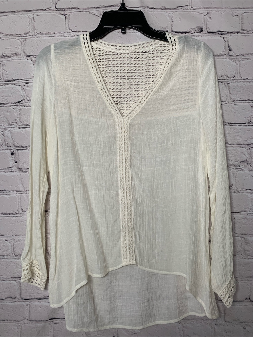 Sweet Wanderer Cream Crochet-Trim V-Neck Tunic